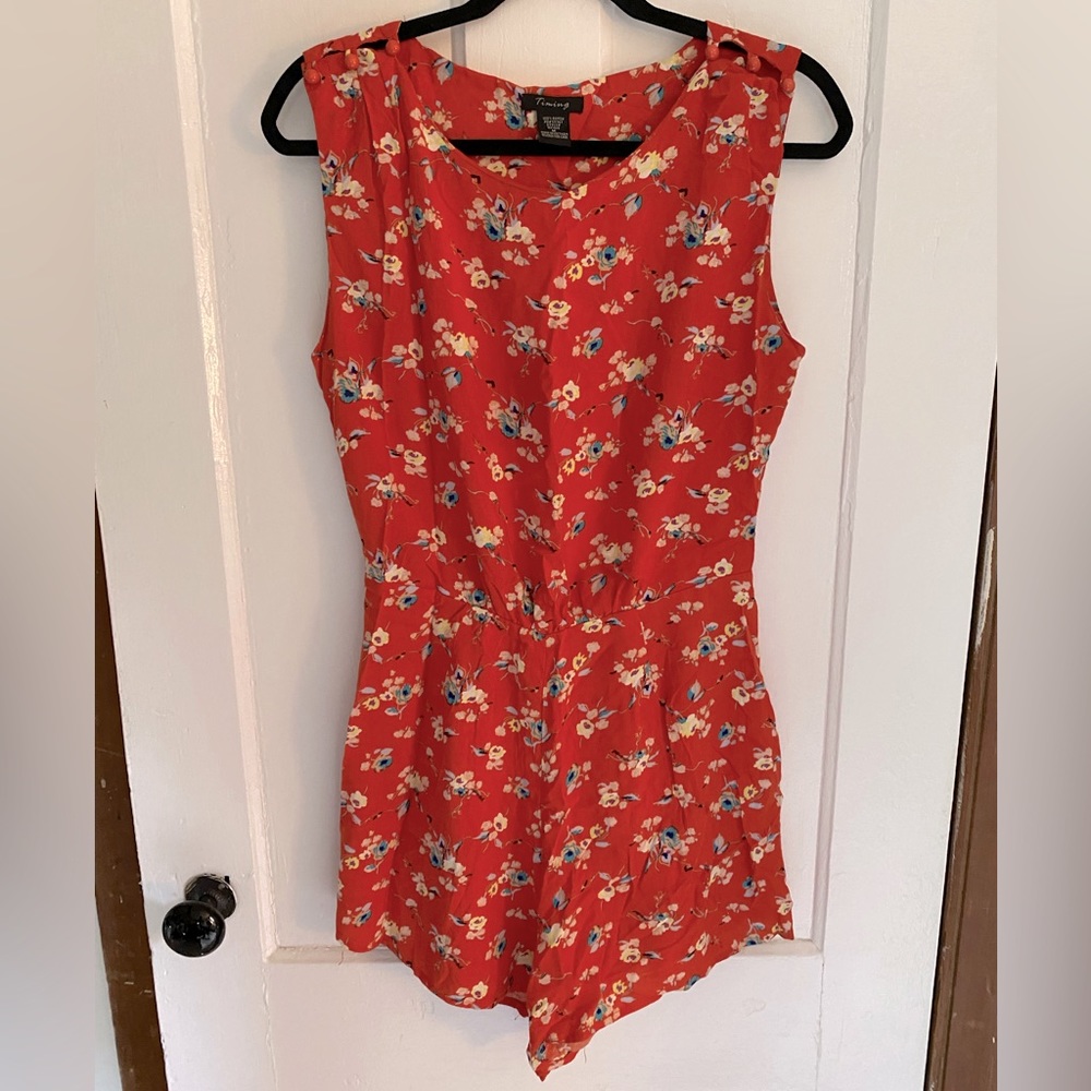 Adorable floral romper!